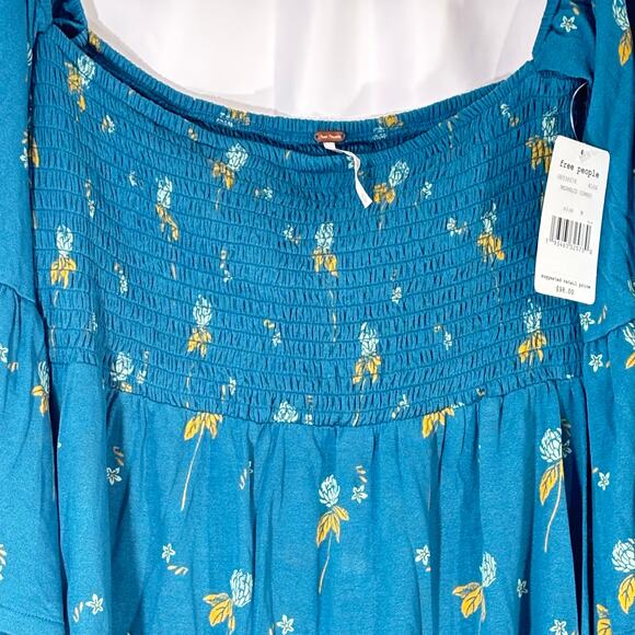 NWT Free People Lana Tunic Top Women’s Medium Blue Floral Boho Peasant Blouse - Picture 6 of 6